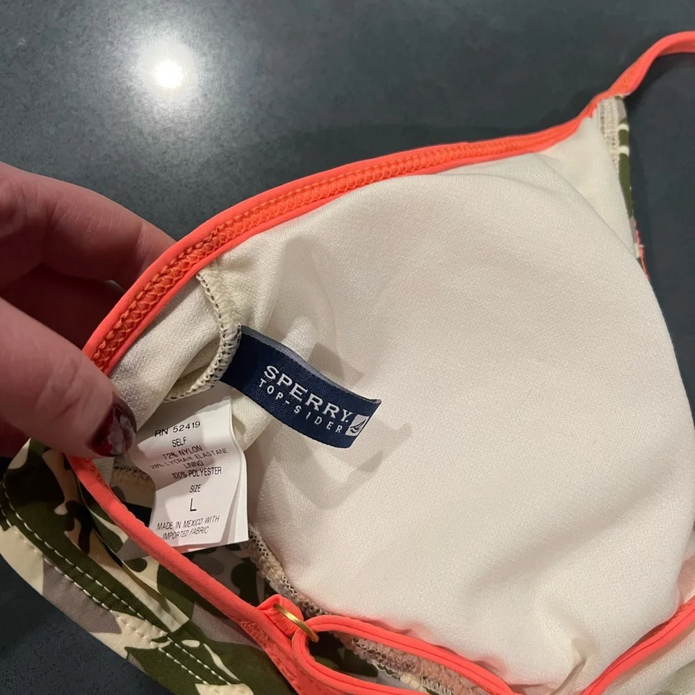 NWOT! Sperry Ruffle Bikini Top - Picture 2 of 10